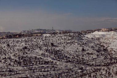 Kudüs 'te ve etrafındaki dağlarda kar var.