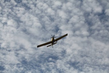 Hava Çekici AT-802 İtfaiye uçakları