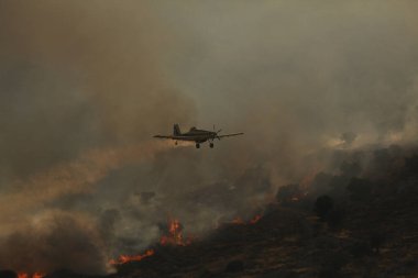 Hava Çekici AT-802 İtfaiye uçakları
