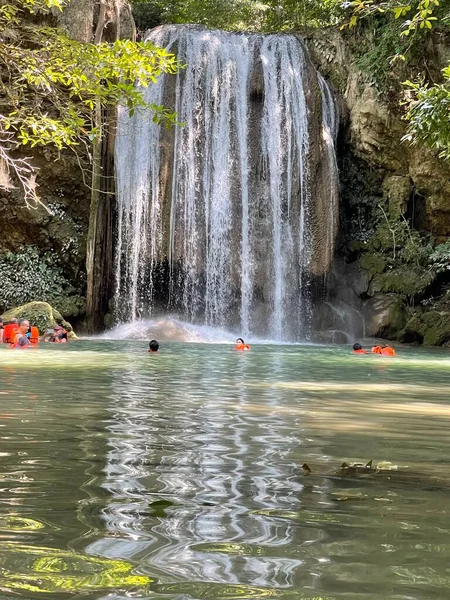 泰国令人惊奇的瀑布 — 图库照片