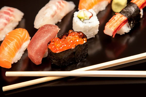 ซูชิอาหารทะเลญี่ปุ่น — ภาพถ่ายสต็อก