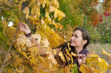sonbahar kadını sever