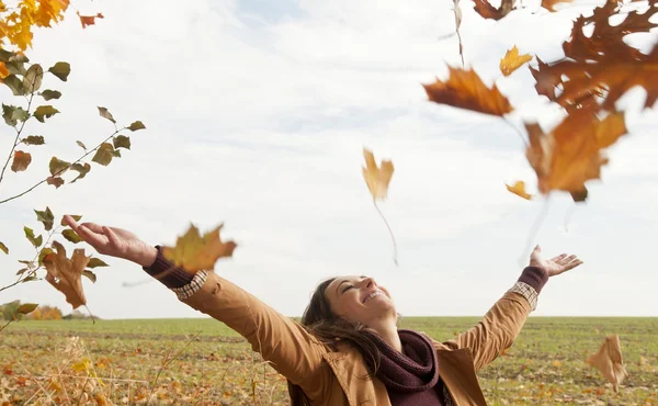 Cheerful young woman — Stock Photo, Image