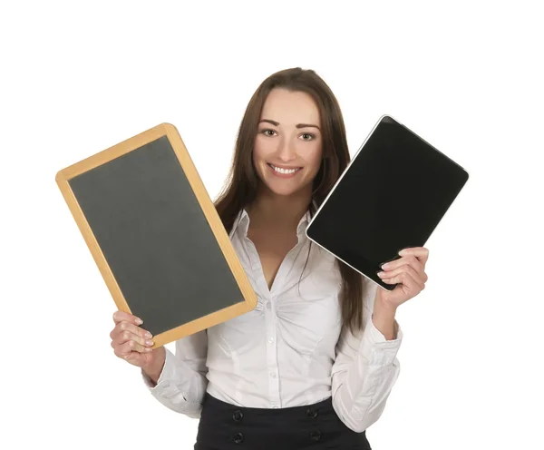 Affärskvinna med styrelsen och Tablet PC-dator — Stockfoto