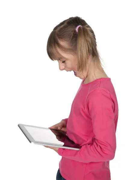 Meisje met behulp van tablet pc — Stockfoto
