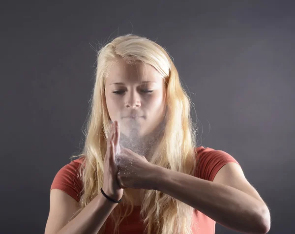 Vrouw boksen — Stockfoto