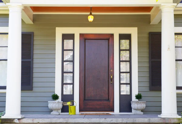 Brown stained Front Door — Stock Photo, Image