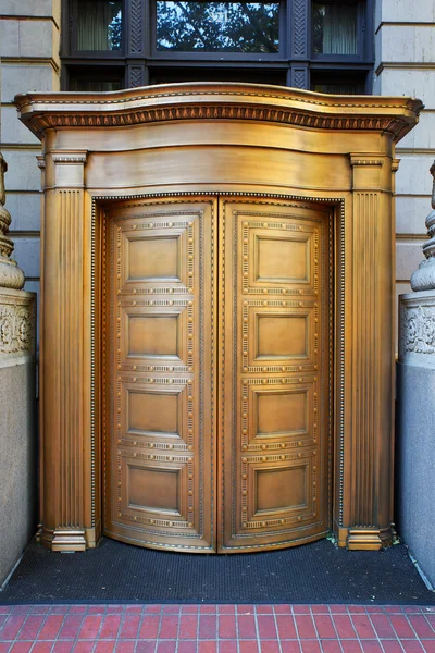 Big Brass Revolving Bank Doors — Stock Photo, Image