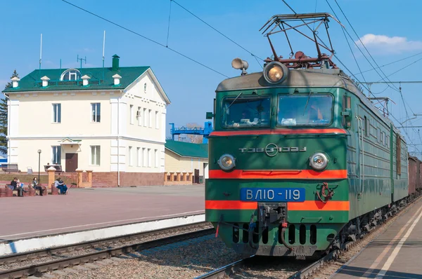 Rosyjski ВЛ10 lokomotywa — Zdjęcie stockowe