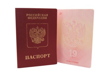 beyaz zemin üzerine Rus pasaportu