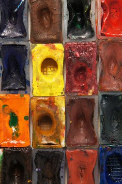 bir boya renk tüpleri. bir arka plan