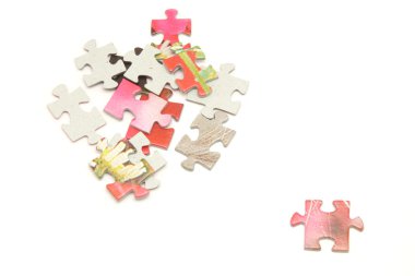 Beyaz bir arka plan üzerinde puzzle