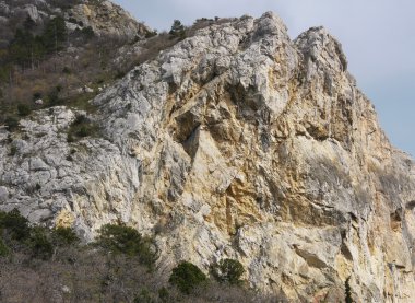 Dağlar ve Bulutlar