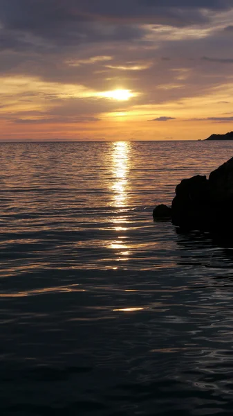 Захід сонця і моря — стокове фото