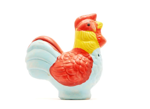 Керамическая фигура "Курица" на белом фоне — стоковое фото