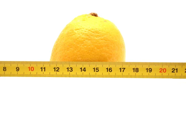 Linie und eine halbe Zitrone — Stockfoto