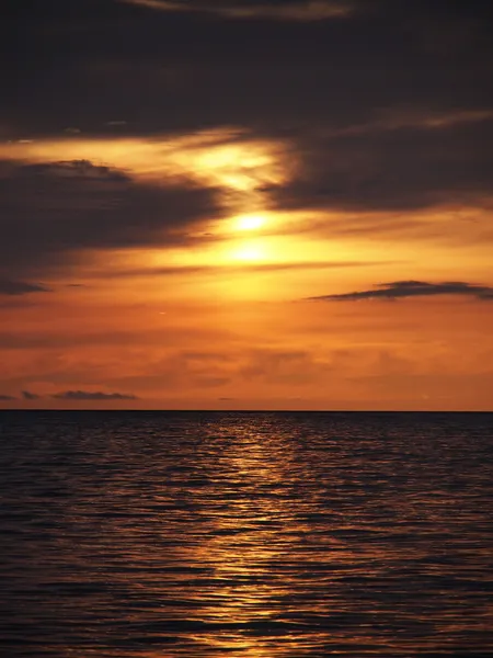 Solnedgång och havet — Stockfoto