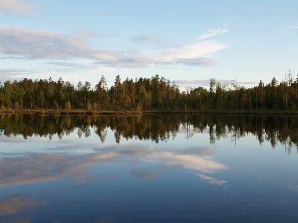 Lago al tramonto — Foto Stock