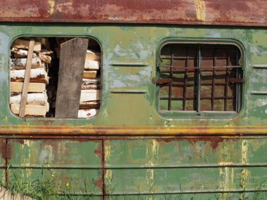 ahşap ile tren vagonu