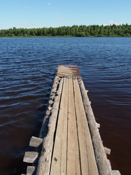 Molo sul fiume — Foto Stock