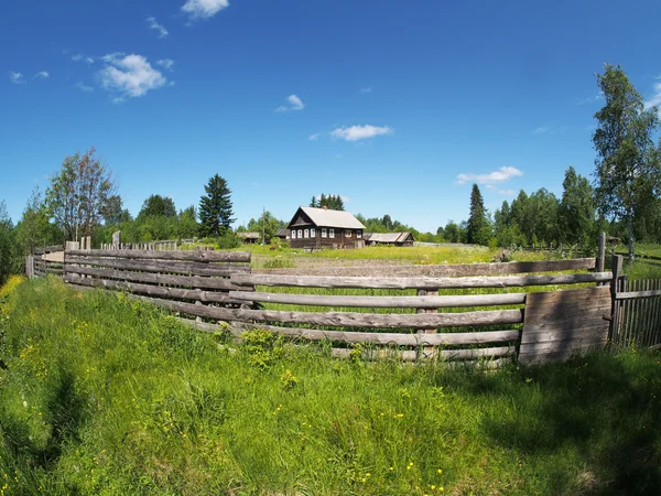 Valla en el campo — Foto de Stock