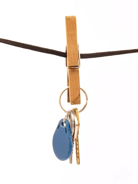 Anahtarları ve clothespin — Stok fotoğraf
