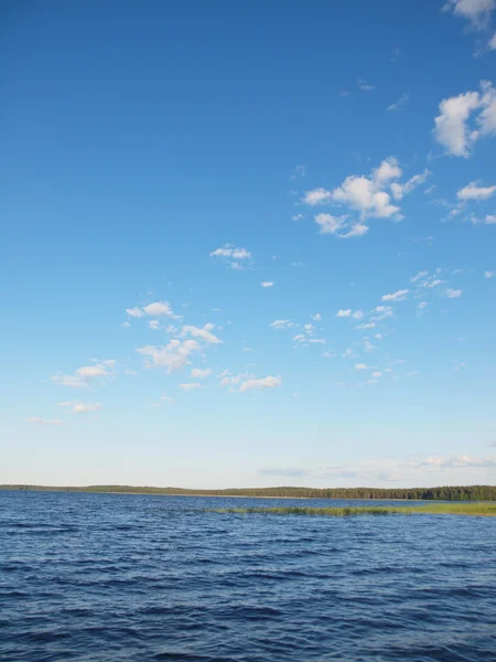 Bellissimo lago — Foto Stock