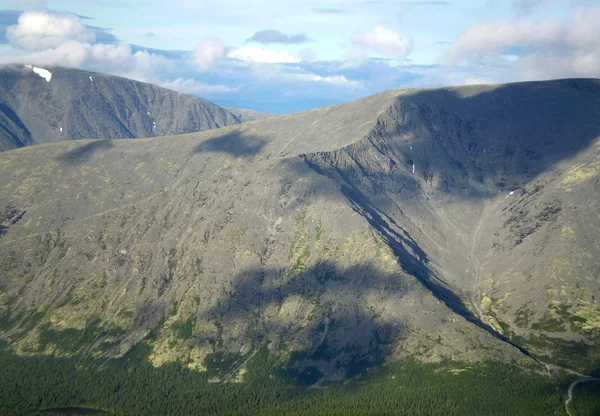 Mountains in summer — Stock Photo, Image