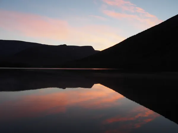 山の中の湖 — ストック写真