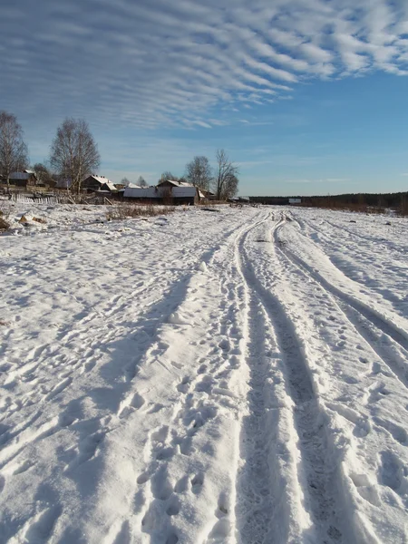 Besneeuwde weg — Stockfoto