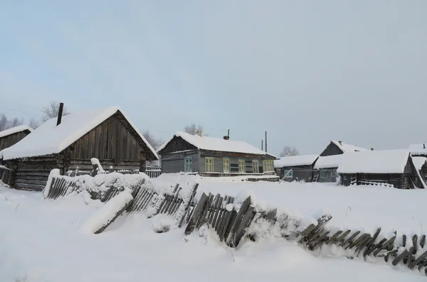 Invierno en aldea rusa —  Fotos de Stock