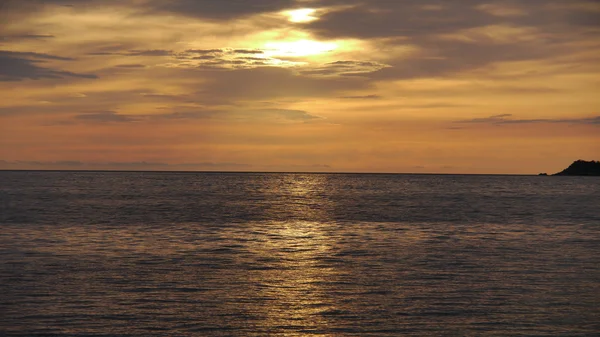 Solnedgång på det svarta havet — Stockfoto