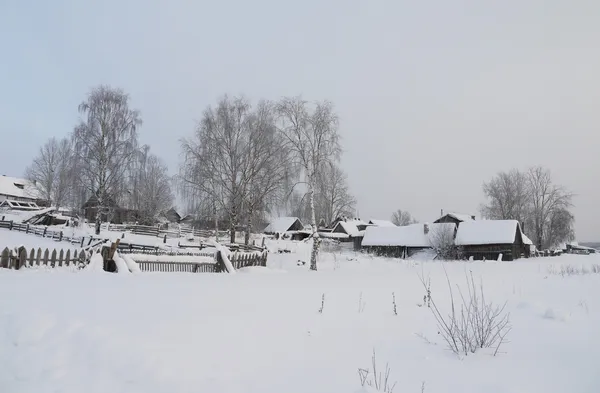 Vinter i ryska byn — Stockfoto