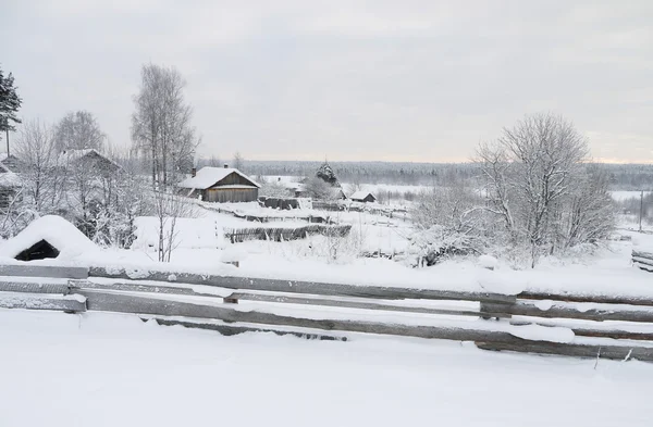 Vinter i ryska byn — Stockfoto