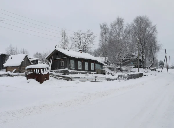 Zima w rosyjskiej miejscowości — Zdjęcie stockowe