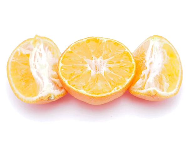 Mandarine sur fond blanc — Photo