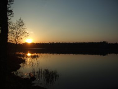 Karelia 'da gölde gün batımı