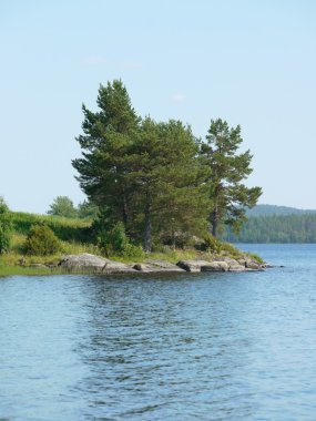 Karelia 'daki güzel göl