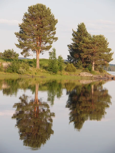 Beautiful lake in Karelia — Stock Photo, Image