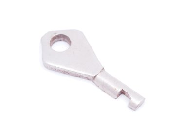 Beyaz arkaplanda anahtar