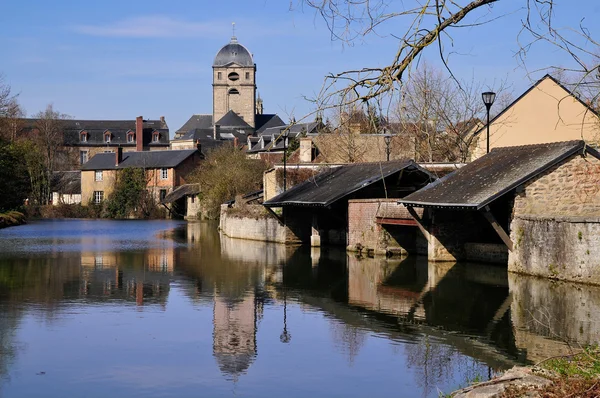 River Sarthe at Alençon in France — Stok fotoğraf