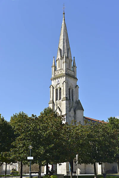 トレムブレード教会サクレ クール Church Sacre Coeur Tremblade フランス南西部のシャルンテ マリティエ県とヌーヴェル アキテーヌ県の共同体 — ストック写真