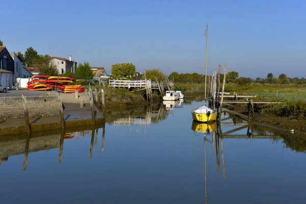 Boats Reflections River Mornac Sur Seudre Commune Charente Maritime Department — 图库照片