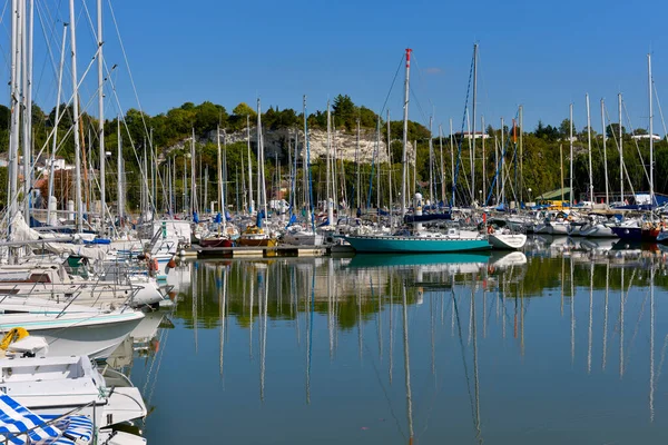 Der Hafen Von Mortagne Sur Gironde Ist Eine Gemeinde Departement — Stockfoto