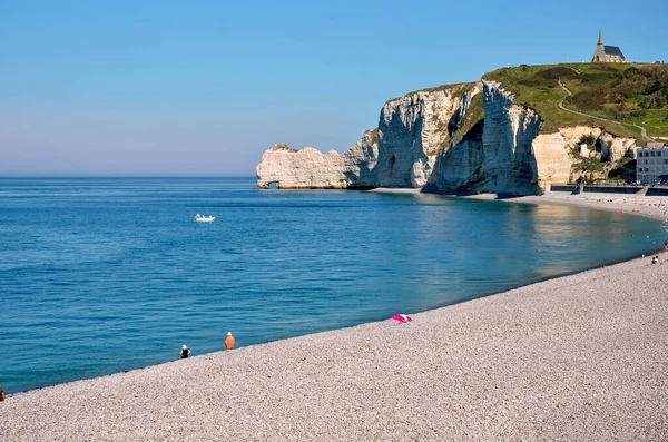 Híres Kavicsos Strand Sziklák Damont Etretat Arche Chaudron Kápolna Notre — Stock Fotó