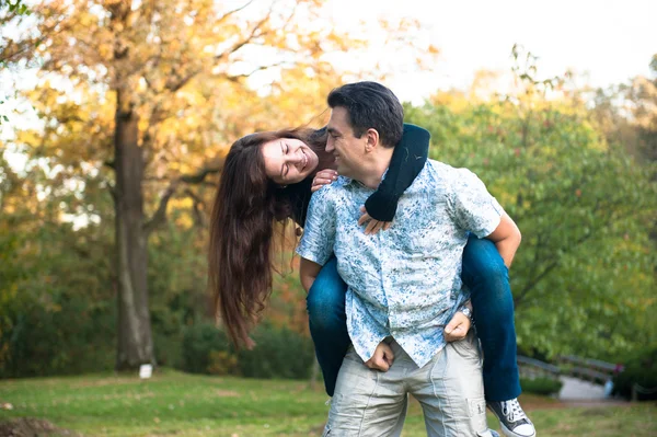 bir kız çocuğun tesisi