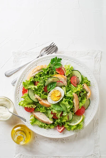 Fresh Green Salad Chicken Breast Vegetable Boiled Egg White Background — Fotografia de Stock