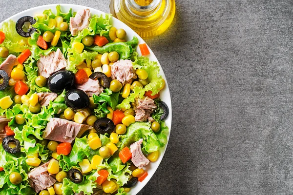 Healthy Green Salad Tuna Vegetable Grey Background Close Mexican Corn — Photo