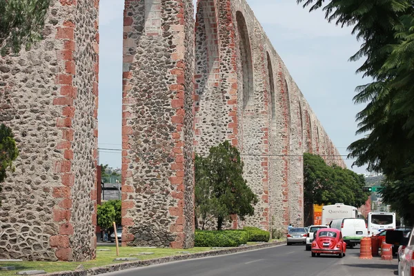 The Los Arcos (aqueduct) in Queretaro, Mexico. — Stock Photo, Image