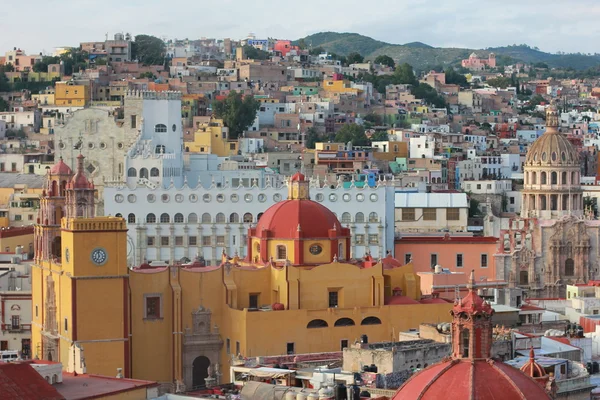 Красочный вид на город Гуанахуато, Мексика . — стоковое фото